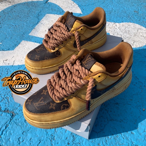 Air Force 1 x LV - Picture 2 of 4